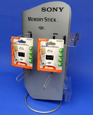 presentoir-tourniquet-carte-memoires